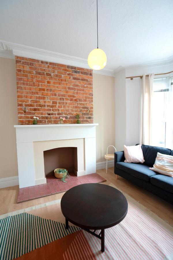 Beautiful Family Home In The Heart Of Swansea Luaran gambar