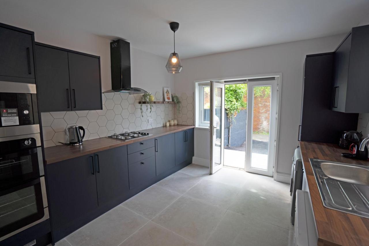 Beautiful Family Home In The Heart Of Swansea Luaran gambar